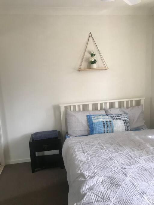 Room With Separate Bath In Shared Homestay Redcliffe Kültér fotó